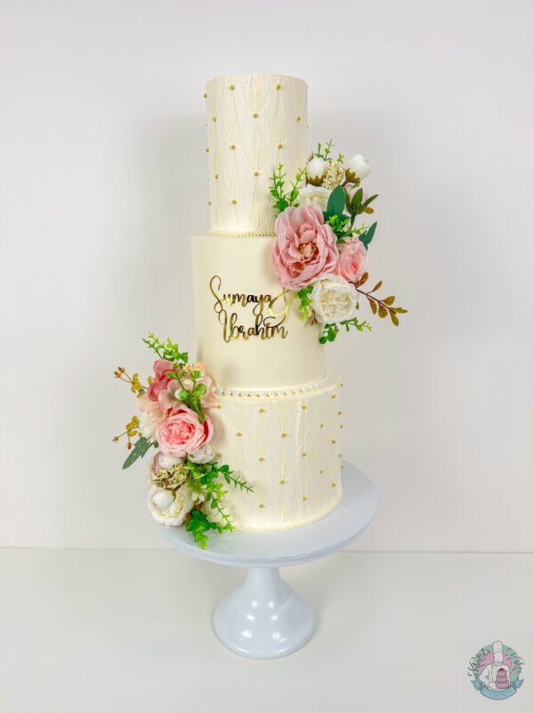 Stencil Pearl Wedding Cake | Birmingham