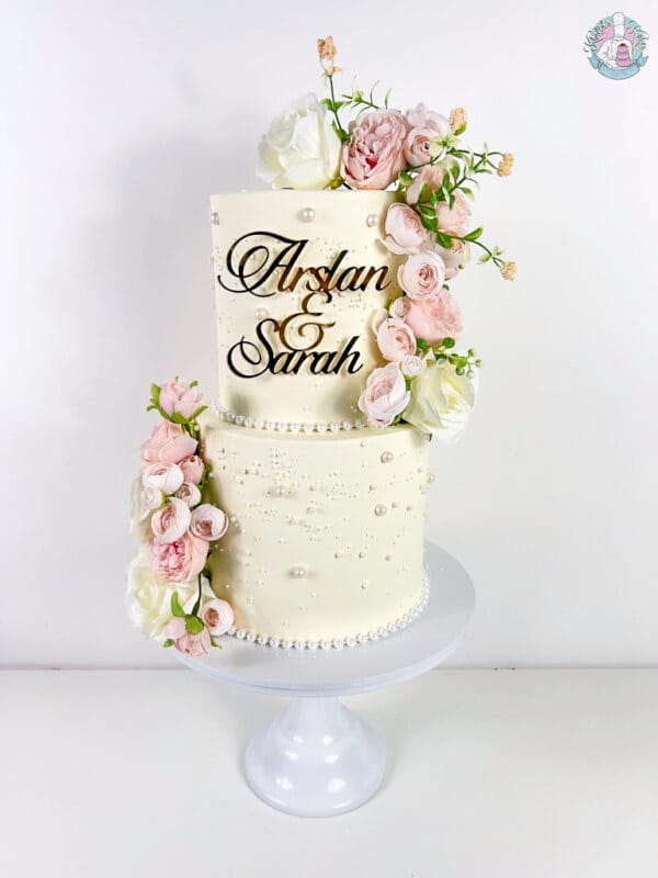 Pearl Wedding Cake 2