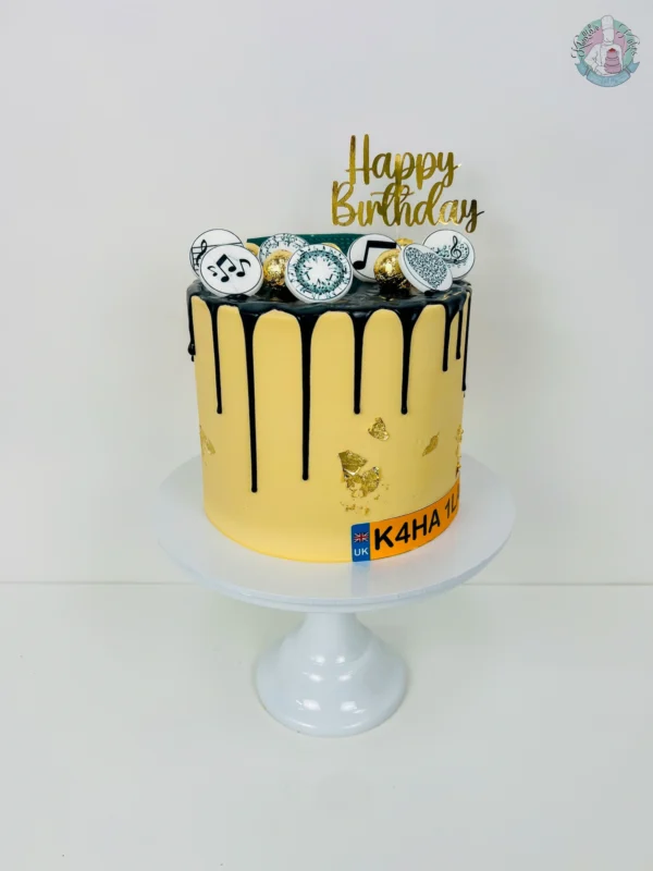 Number plate drip cake